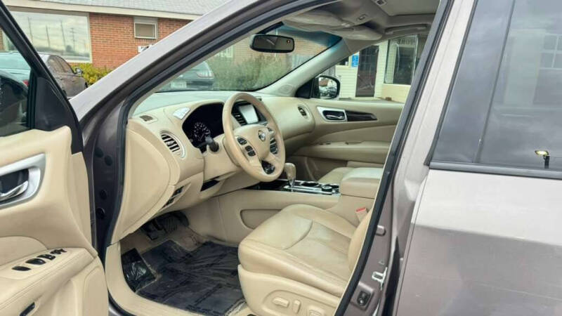 2014 Nissan Pathfinder SL