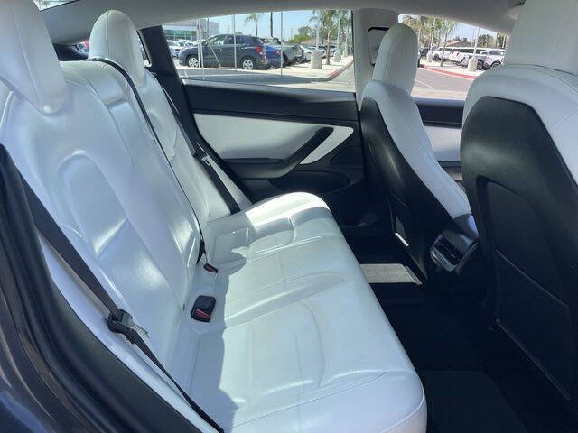 2019 Tesla Model 3 Mid Range