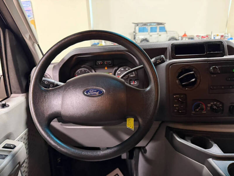 2013 Ford E-Series E-250