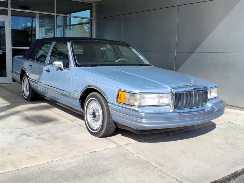 1990 Lincoln Town Car Cartier