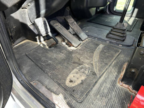 2006 Peterbilt 335 Mechanic's Truck