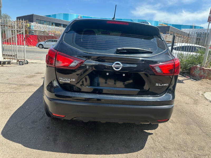 2018 Nissan Rogue Sport SL