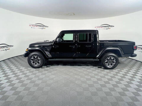 2026 Jeep Gladiator Sahara