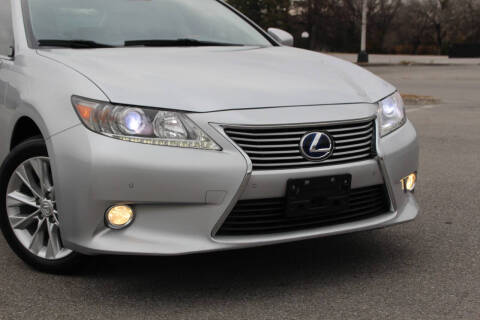 2013 Lexus ES 300h
