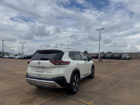 2022 Nissan Rogue Platinum