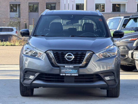 2020 Nissan Kicks SR
