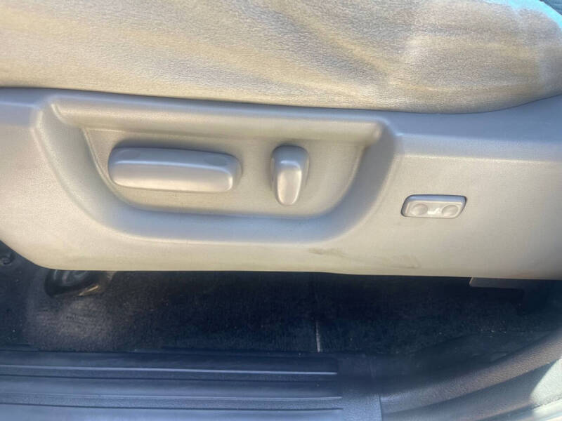 2016 Toyota Sequoia SR5