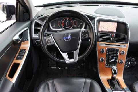 2017 Volvo XC60 T5 Inscription