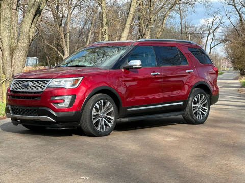 2016 Ford Explorer for sale at OVERDRIVE AUTO SALES, LLC. in Clarksville IN