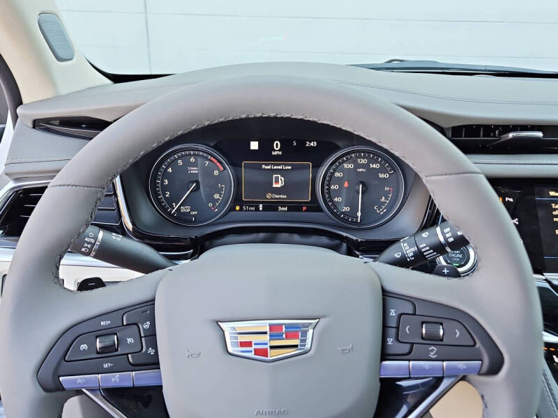 2025 Cadillac XT6 Premium Luxury