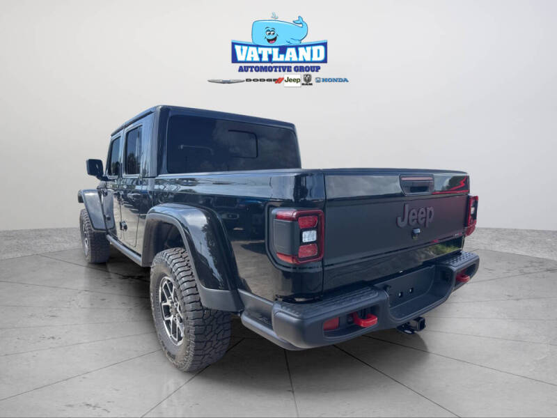 2026 Jeep Gladiator Shadow Ops