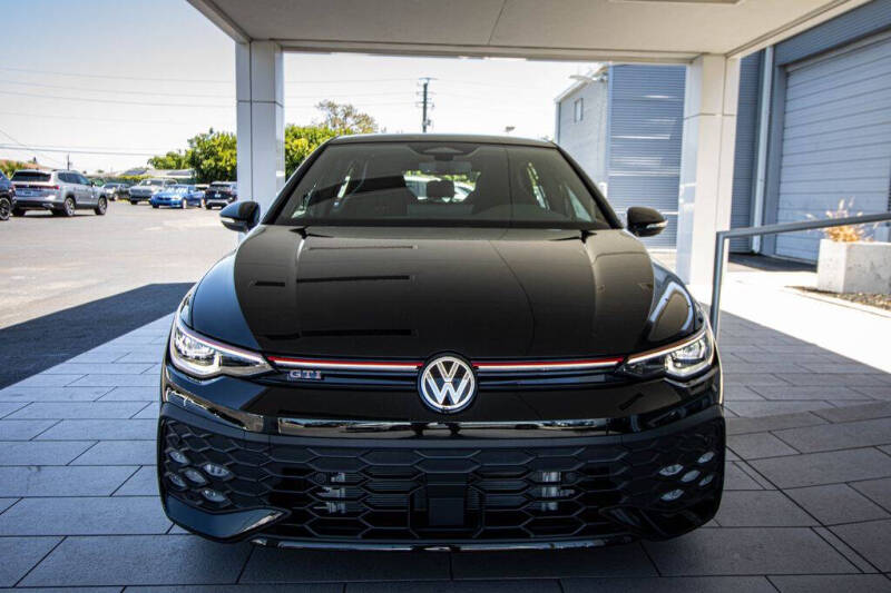 2026 Volkswagen Golf GTI SE