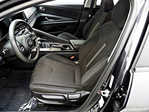 2021 Hyundai Elantra SE