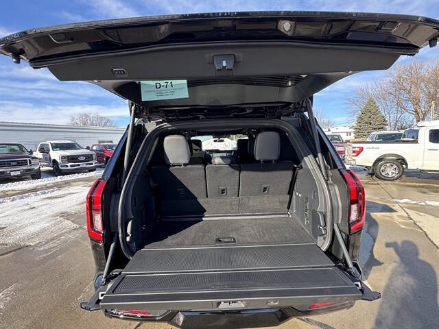 2025 Ford Expedition Tremor