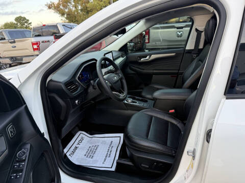 2022 Ford Escape SEL