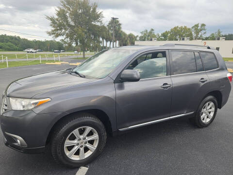 2011 Toyota Highlander SE