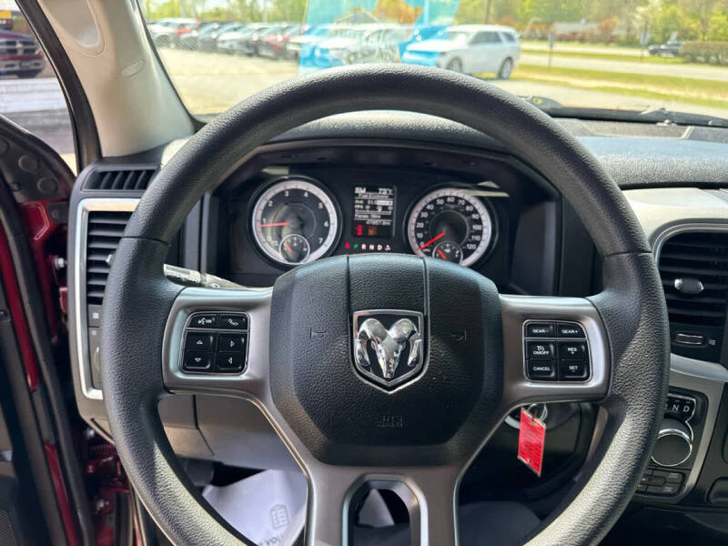 2024 RAM 1500 Classic SLT