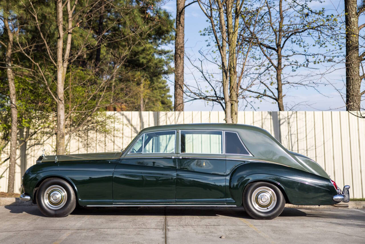 1967 Rolls-Royce Phantom 9