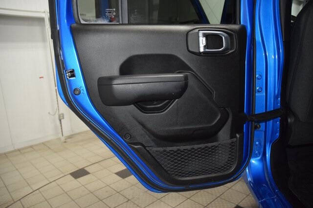 2024 Jeep Gladiator Sport