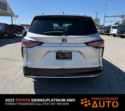 2022 Toyota Sienna Platinum 7-Passenger