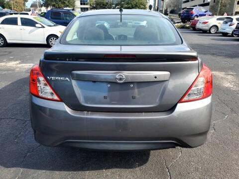 2019 Nissan Versa S Plus