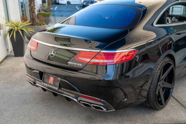 2016 Mercedes-Benz S-Class 8