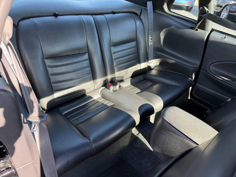 2002 Ford Mustang GT Deluxe