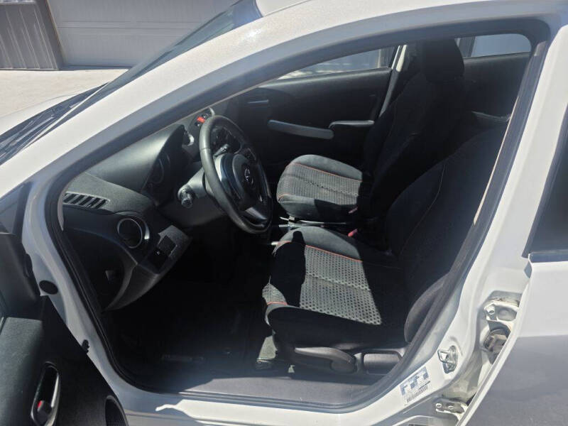 2013 Mazda MAZDA2 Touring