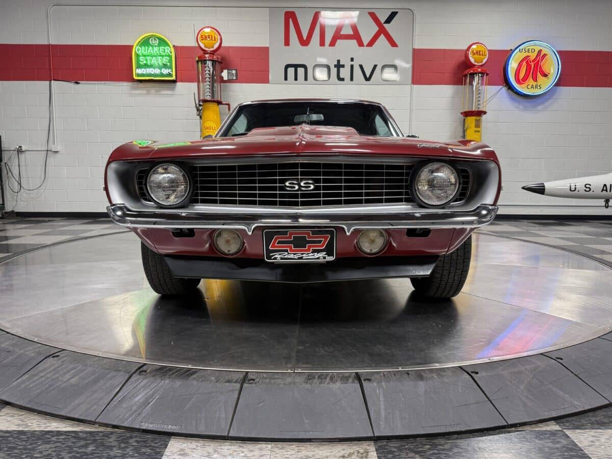 1969 Chevrolet Camaro 21