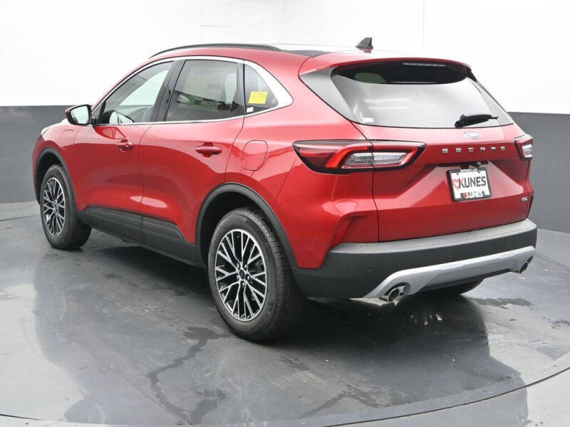 2025 Ford Escape Plug-In Hybrid PHEV