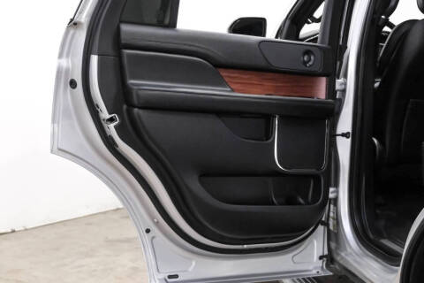 2018 Lincoln Navigator Select