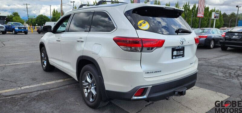 2017 Toyota Highlander Limited Platinum