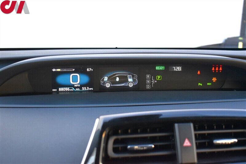 2021 Toyota Prius LE
