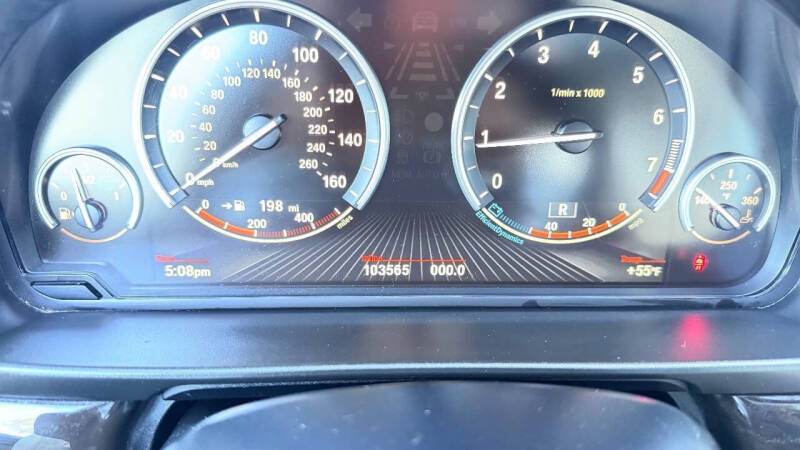 2016 BMW 5 Series 528i