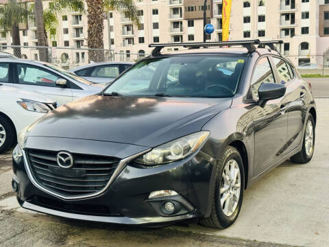 2015 Mazda MAZDA3 i Touring