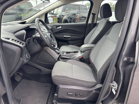 2017 Ford C-MAX Hybrid SE