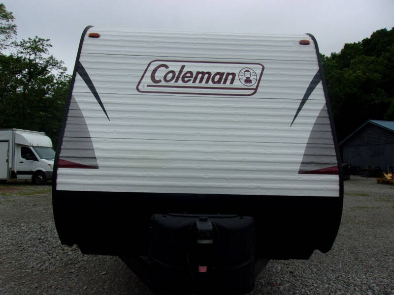 2020 Coleman Lantern 263BH
