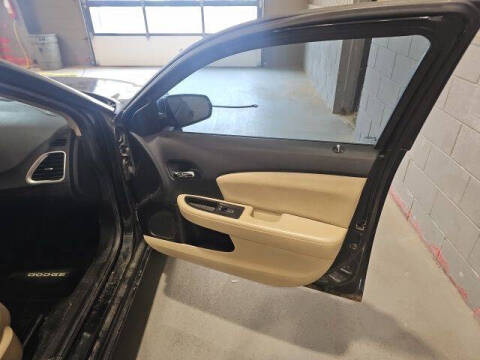 2013 Dodge Avenger SE