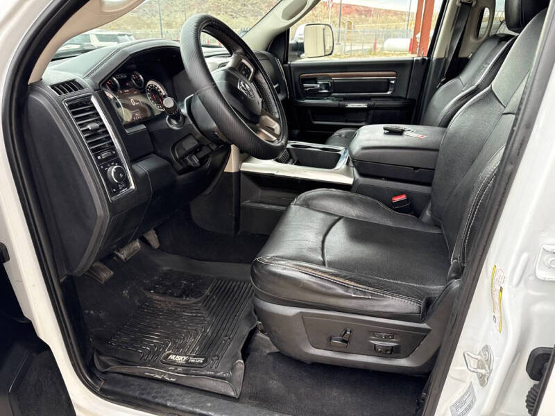 2017 RAM 3500 Laramie