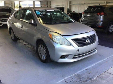 2014 Nissan Versa 1.6 S