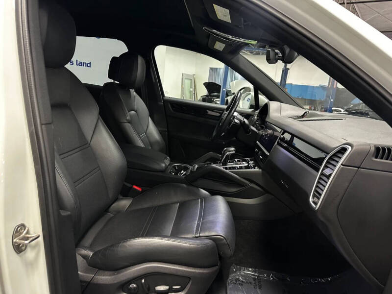 2022 Porsche Cayenne