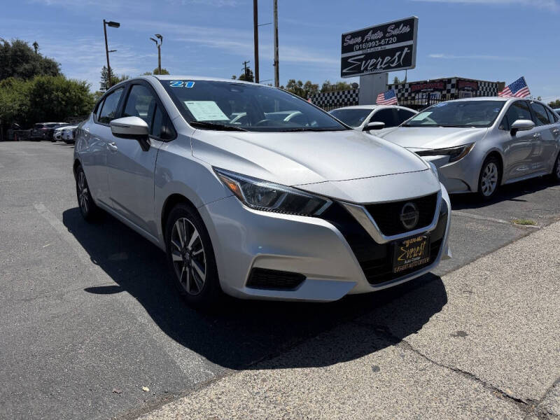 2021 Nissan Versa SV
