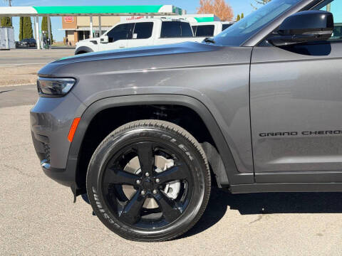 2025 Jeep Grand Cherokee L Altitude X