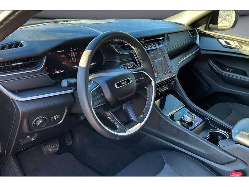 2024 Jeep Grand Cherokee Laredo