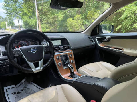2017 Volvo XC60 T5 Inscription
