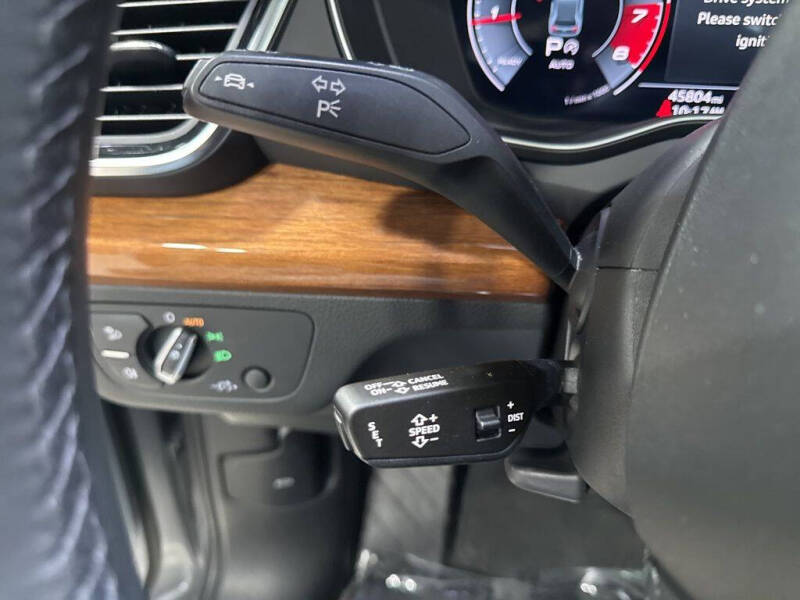 2021 Audi Q5 quattro Premium Plus 45 TFSI