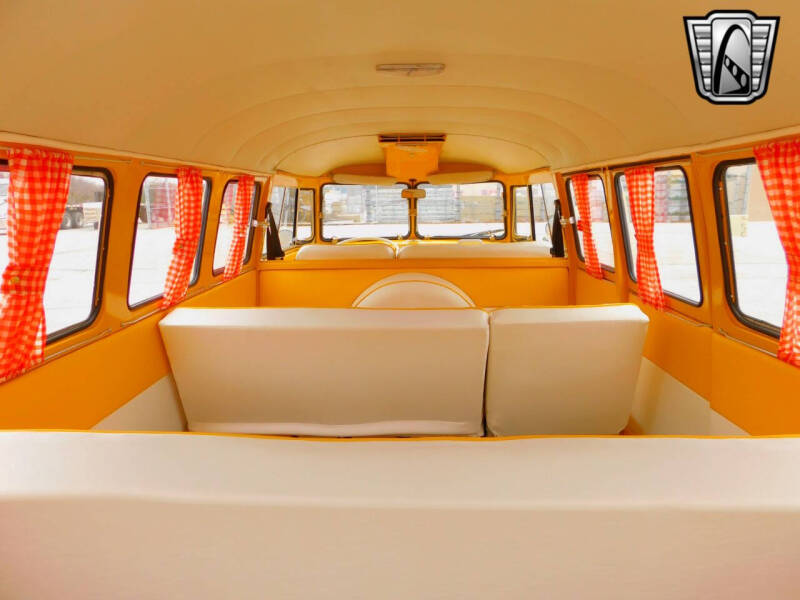 1975 Volkswagen Type 2