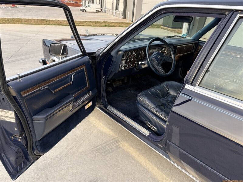 1985 Chrysler Fifth Avenue