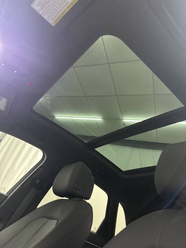 2020 Audi Q3 quattro Premium 45 TFSI