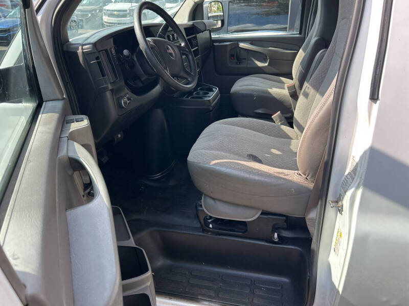 2015 GMC Savana 2500